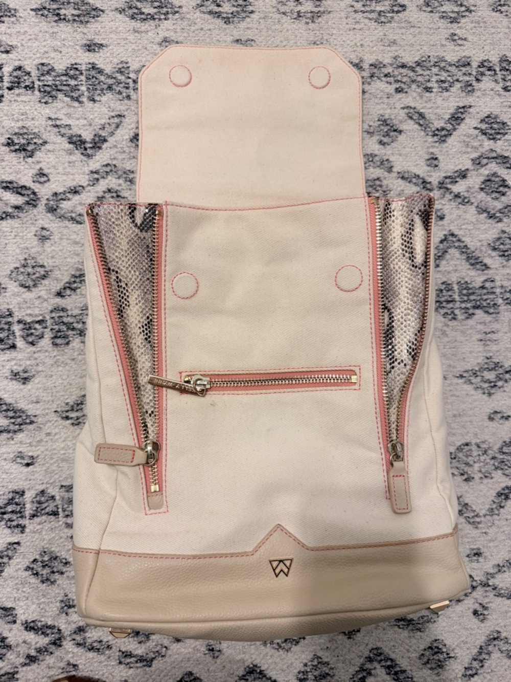 KELLY WYNNE Bon Voyage Backback